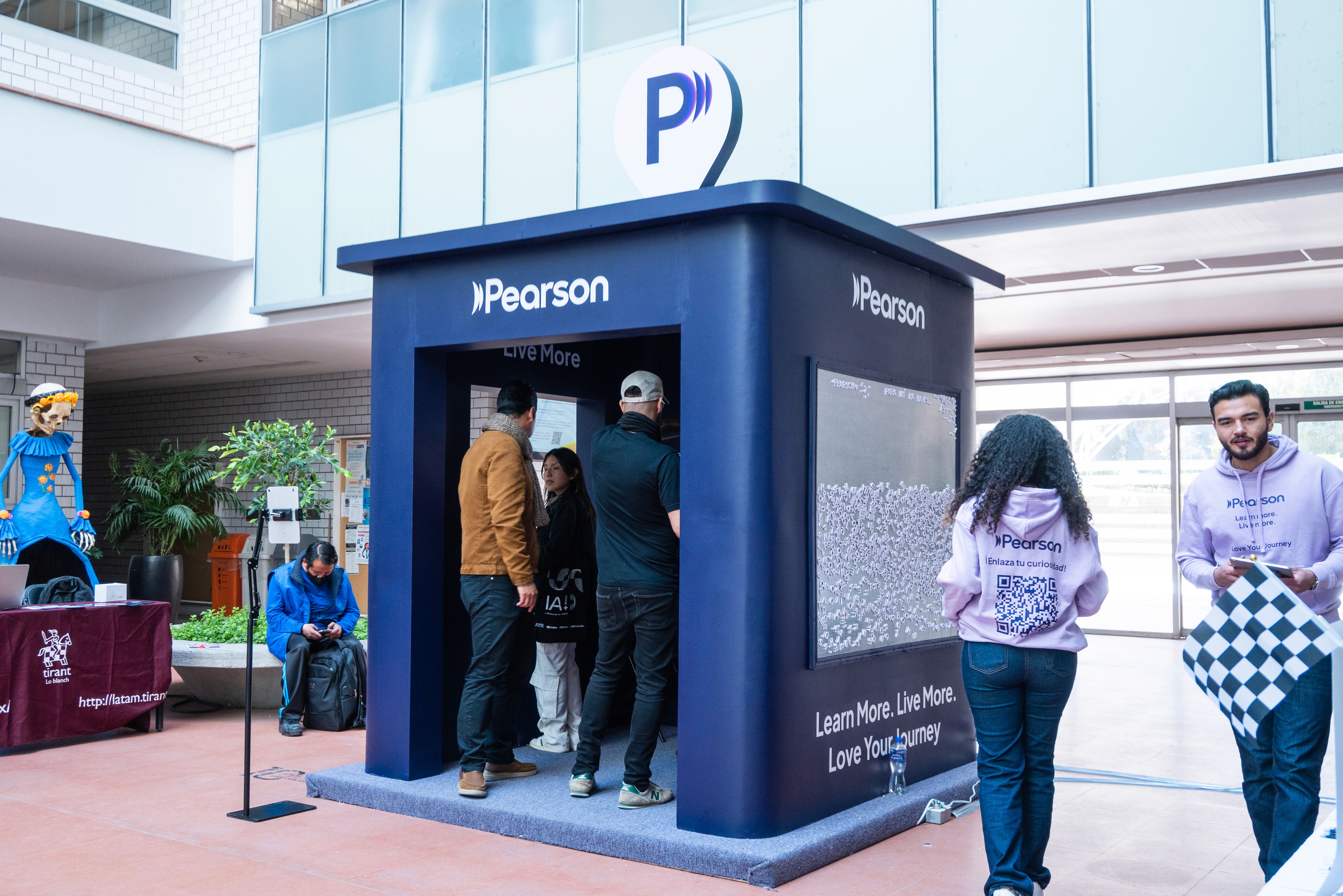 construccion de stands , activaciones BTL 