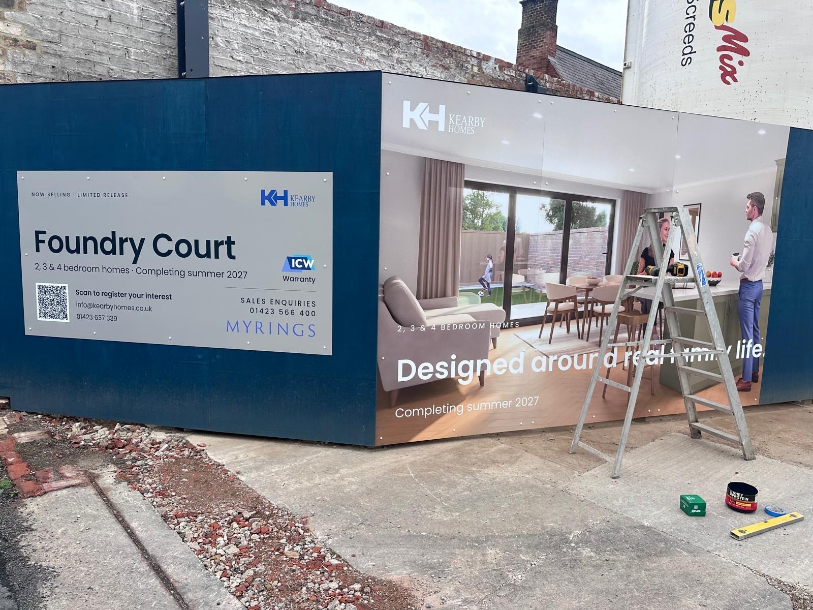 Installed road frontage hoarding
