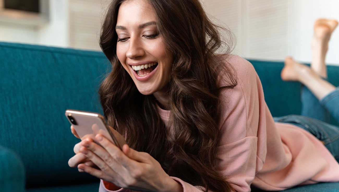 AI Chatbot beszélgetés telefonon