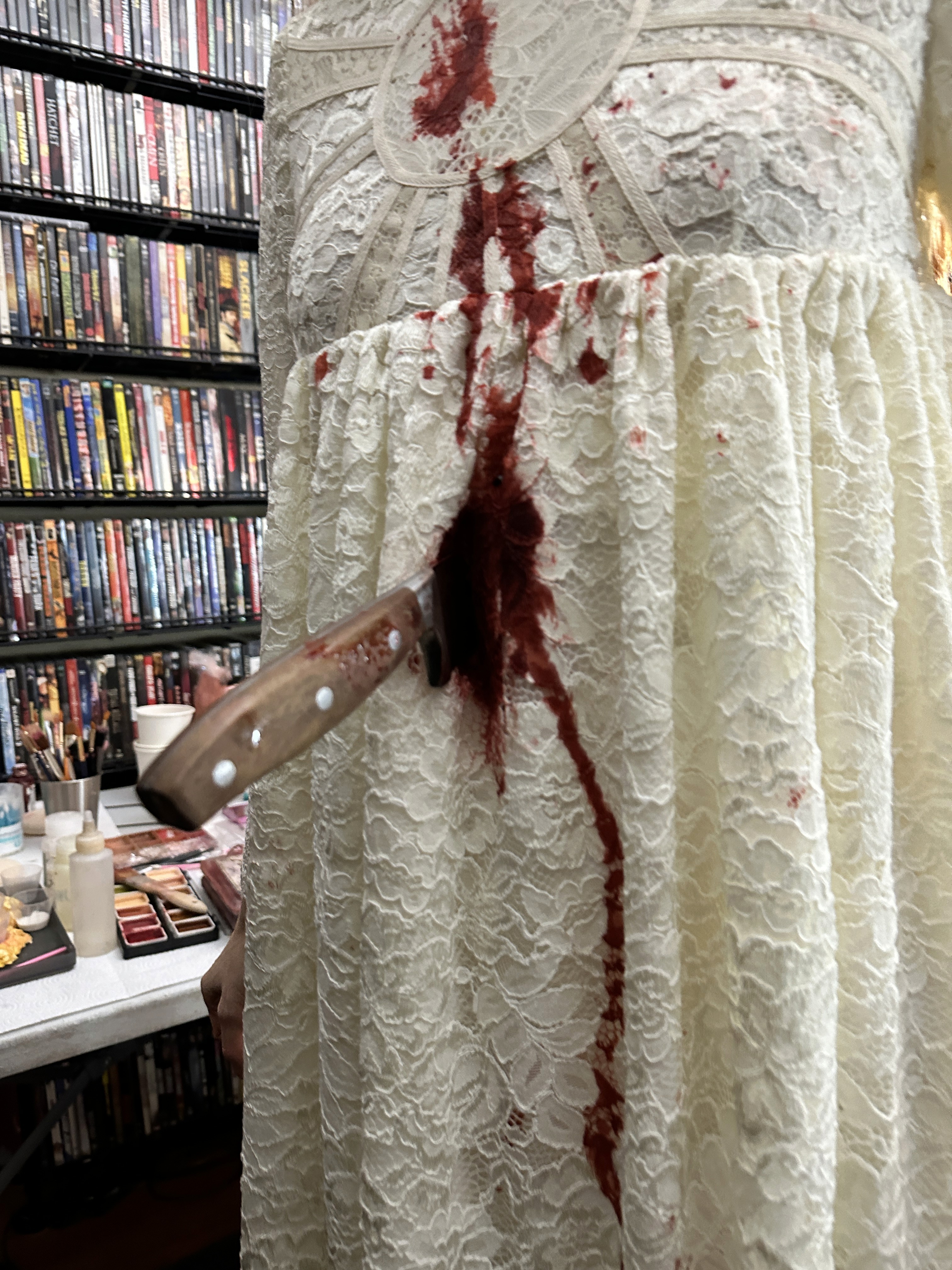 Blood Shine behind the scenes set photograph 6