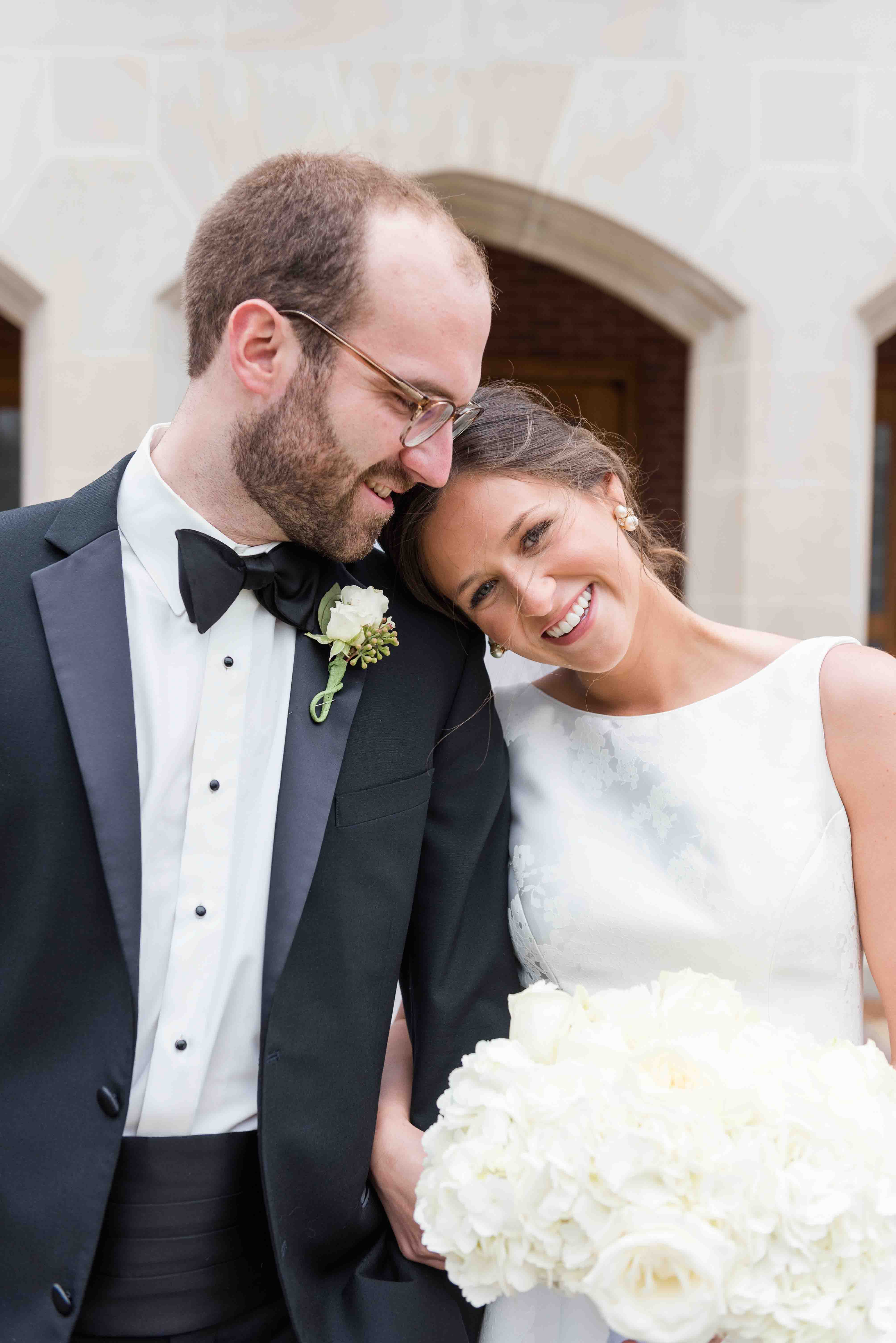 Bride and groom wedding portrait at Belle Meade Country Club in Belle Meade Tennessee