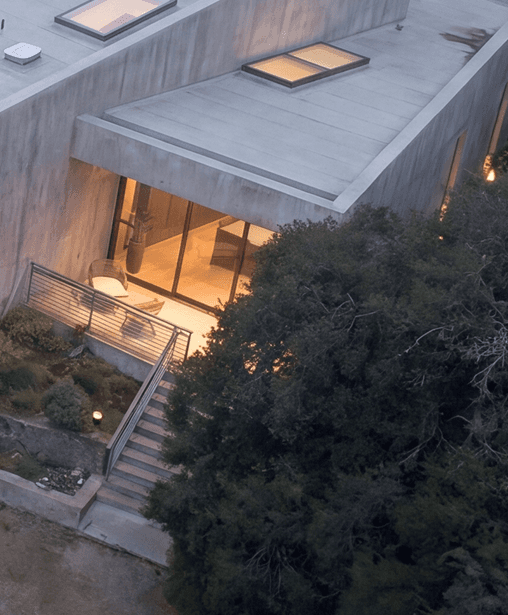 The Silent Reef Villa