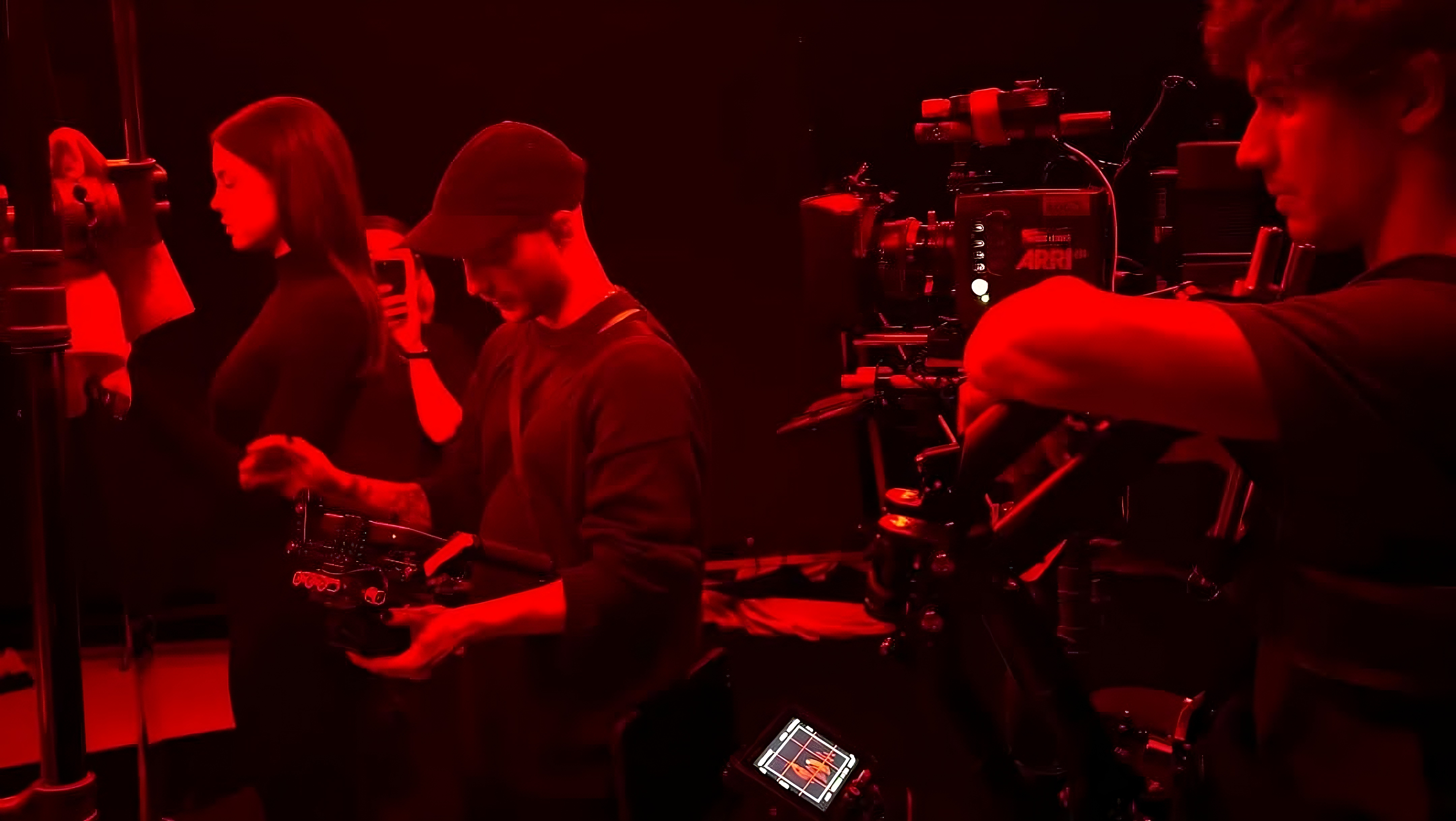 STAIN BTS - Lipstick - SIERRA PRODUCTION HOUSE