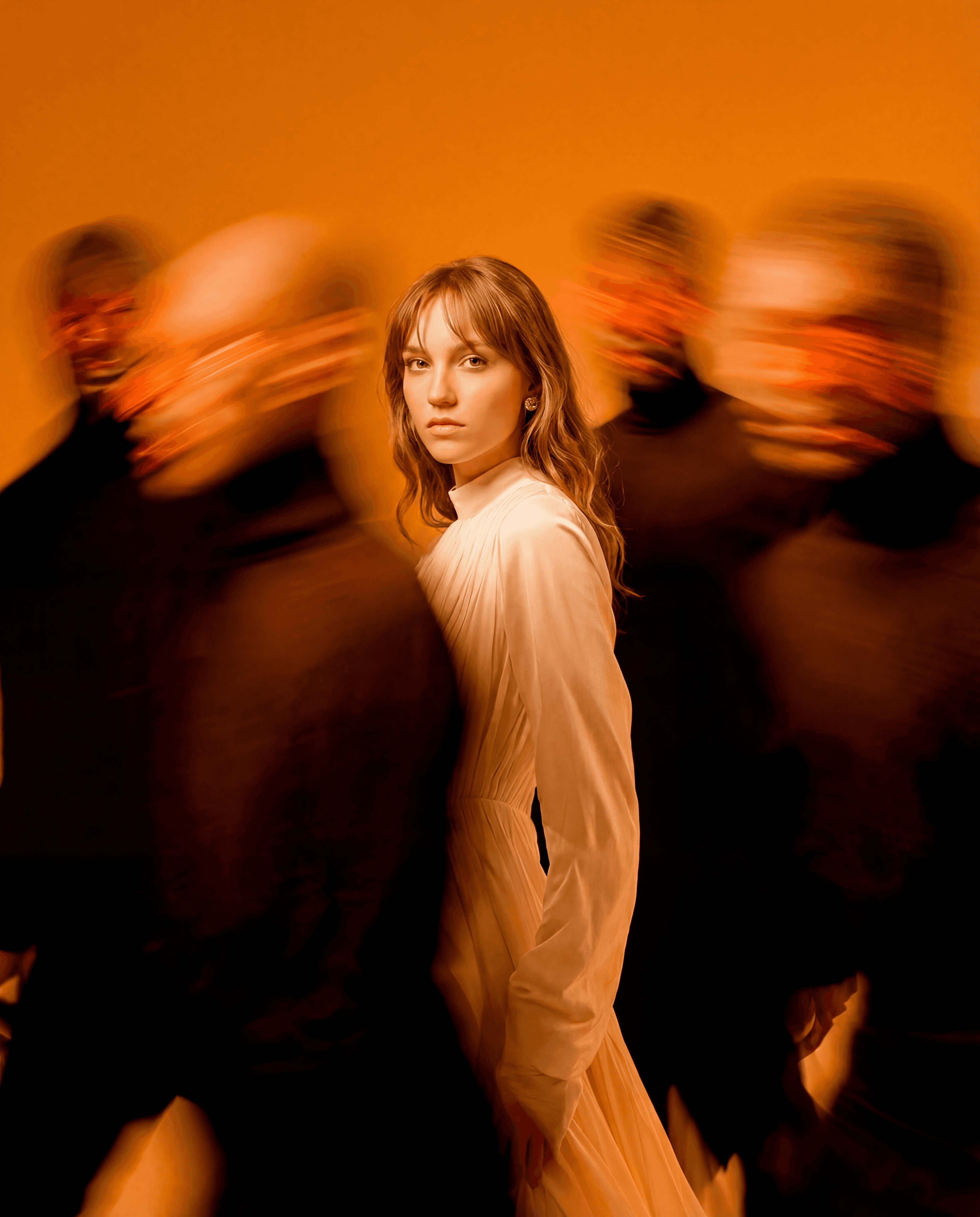 Women in Orange BG
