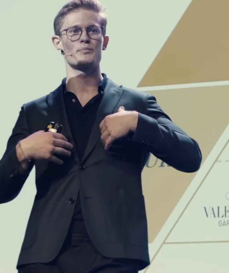 The Promised Land of Niche Fragrance