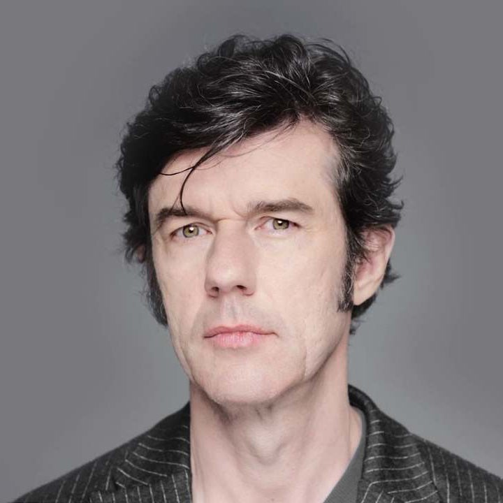 photo portrait of Stefan Sagmeister