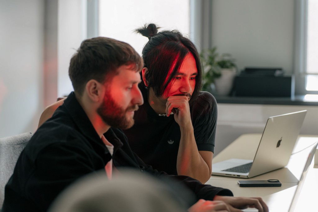 Professional using digital tools, representing accessibility services for inclusive products.