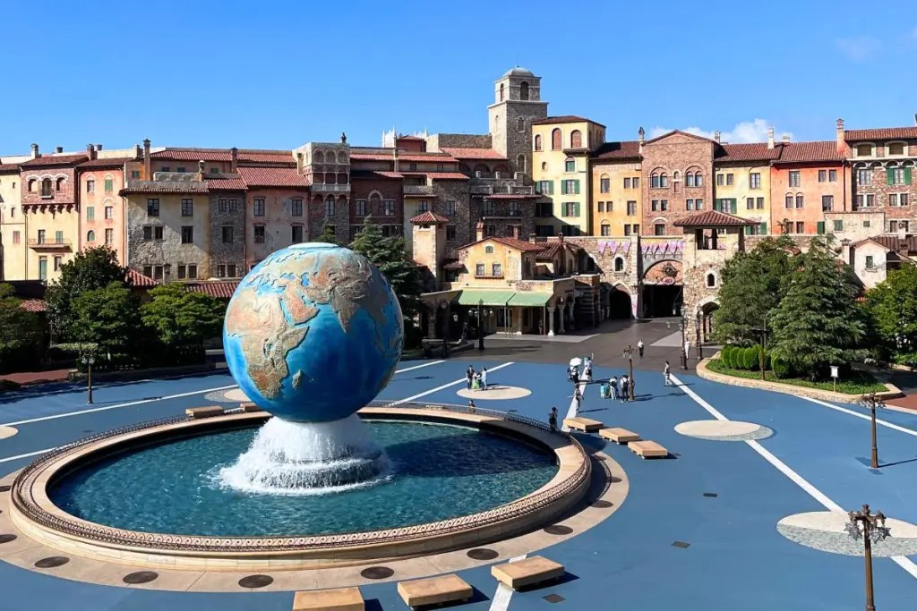 Tokyo DisneySea entrance