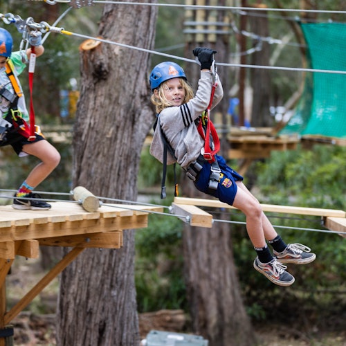 Treetops Adventure Western Sydney: bilhetes para o Curso de Cordas para Jovens em Abbotsbury