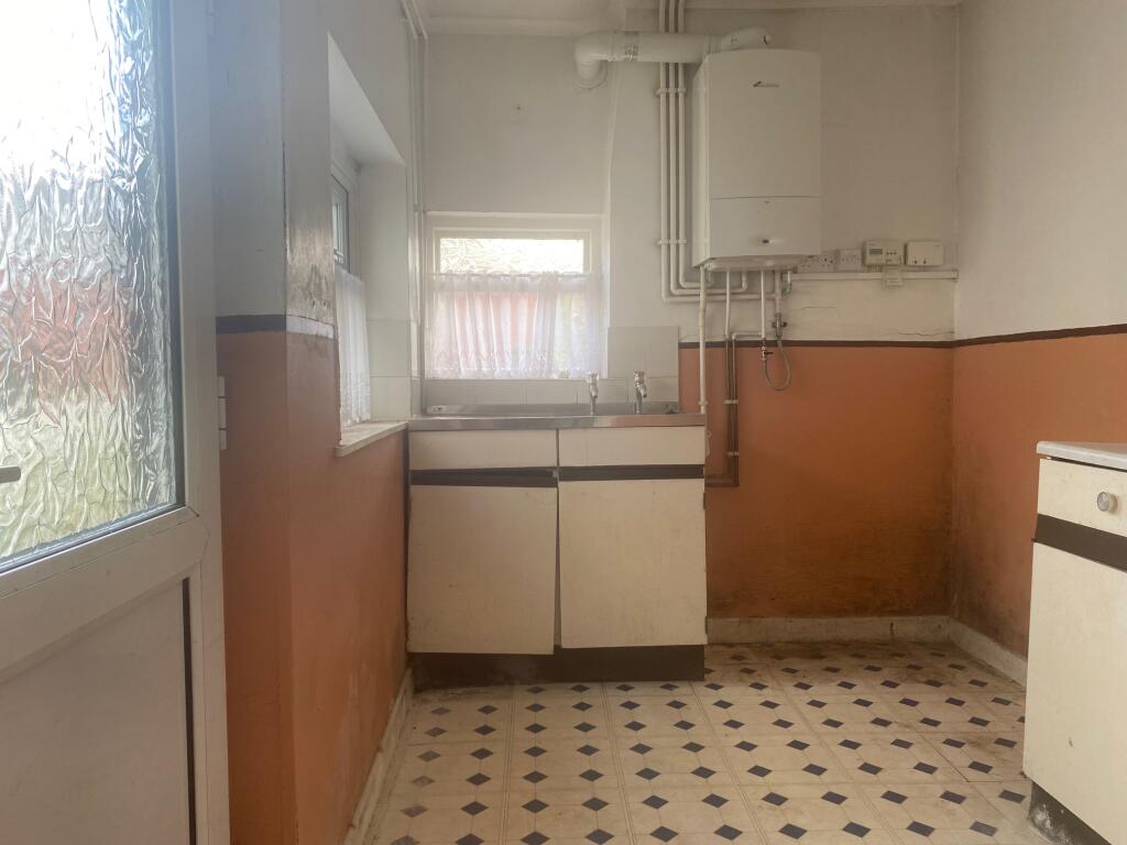 Poplar Terrace before refurbishment