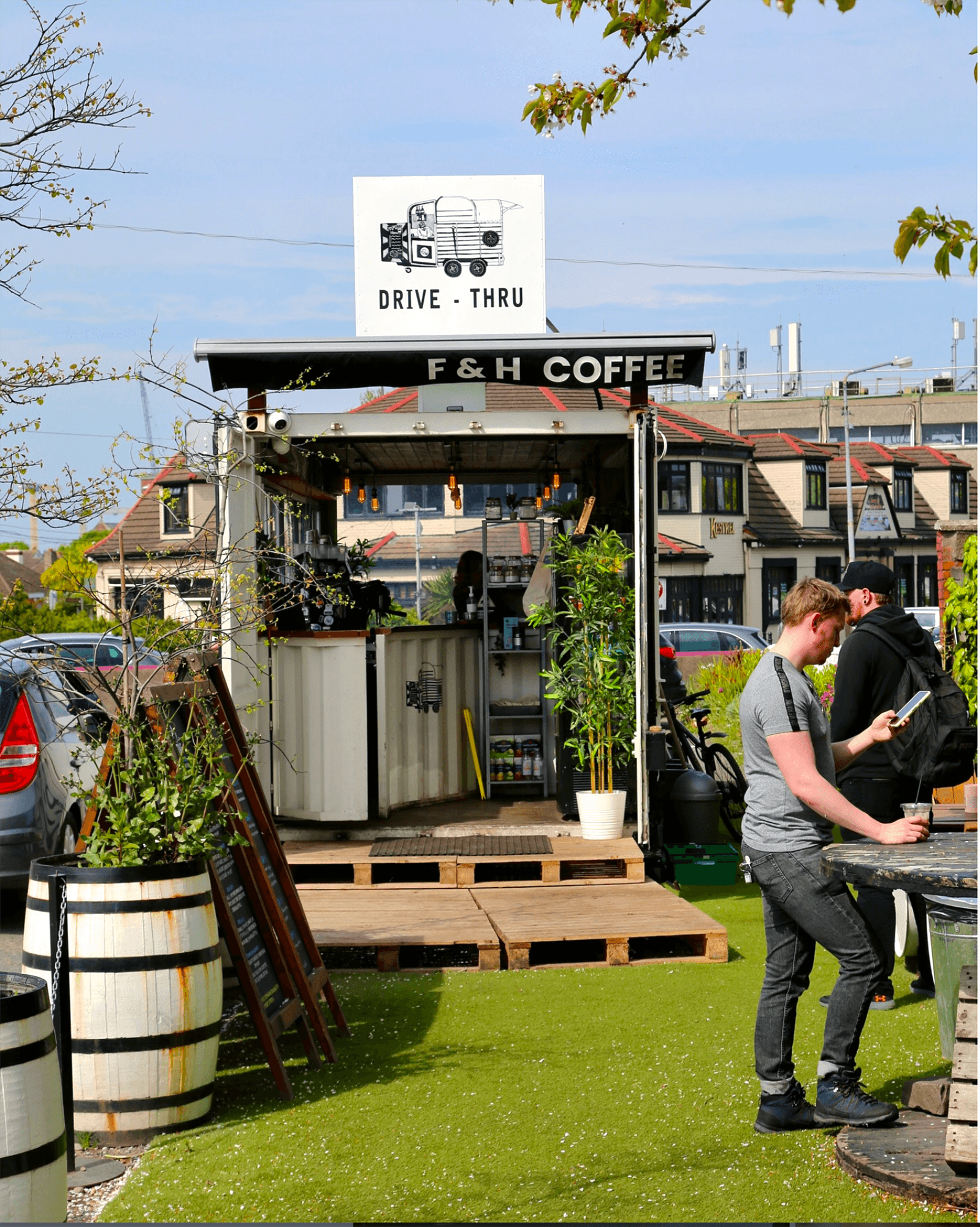 Market coffee stall setup – Outdoor setup branding for Irish coffee business.