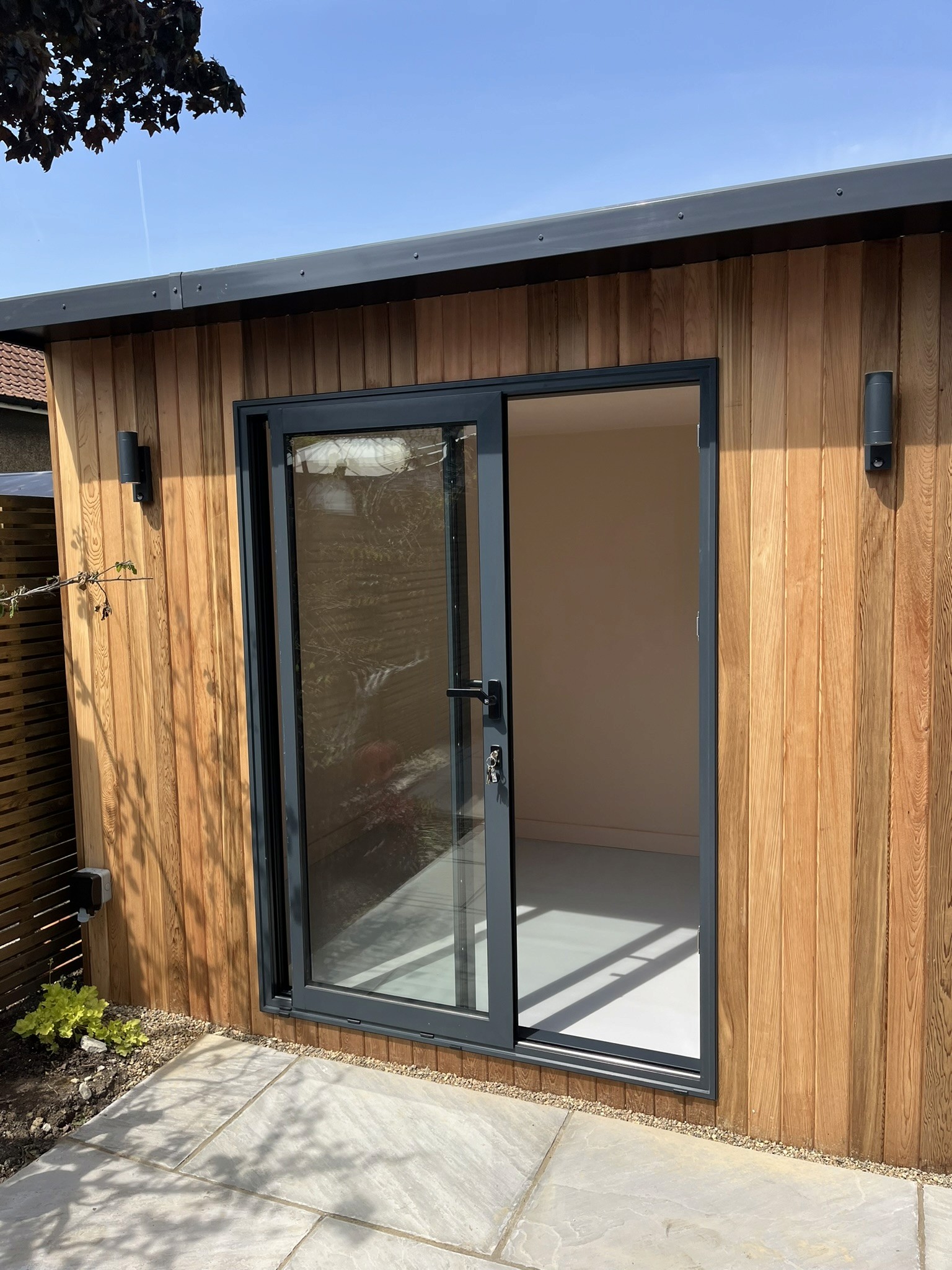 Small Cedar Office photo 5