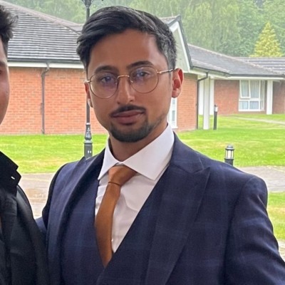 Moeed Hussain,Finance Director at GK Healthcare