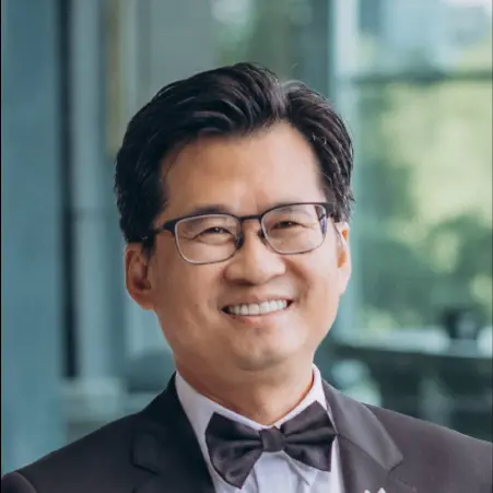 Larry Chan, 共同創辦人兼管理合夥人