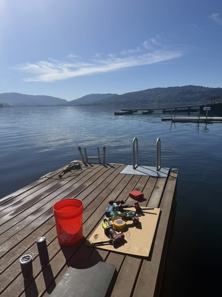 Dock ladder repair for Lake Samamish waterfront home