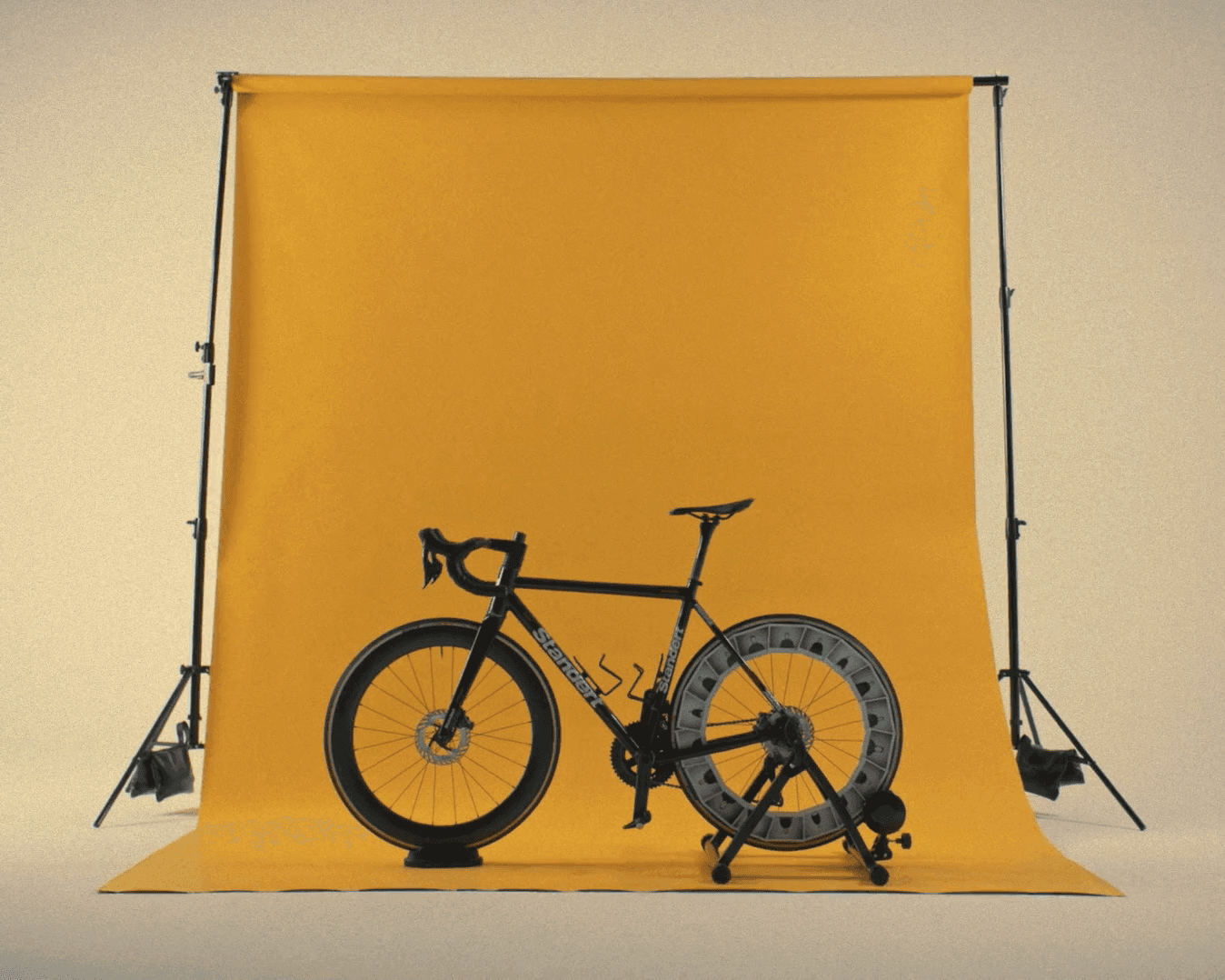 Thijs Vleut - Film Director Screen Writer Video Commercial Campaign Cycling Creative