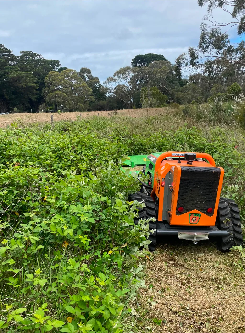 Handling wet and marshy areas with lightweight equipment