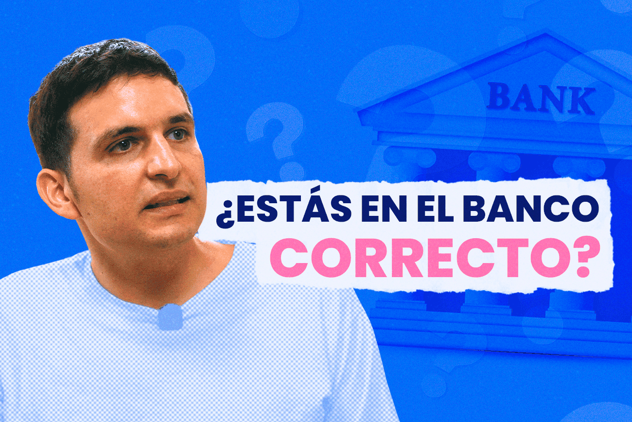 Max Valdés conversando en el podcast Cuentas Claras de Neat Pagos sobre educación financiera.