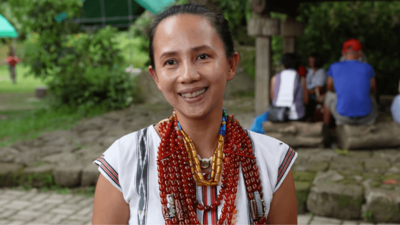 Paulette Crespillo thumbnail