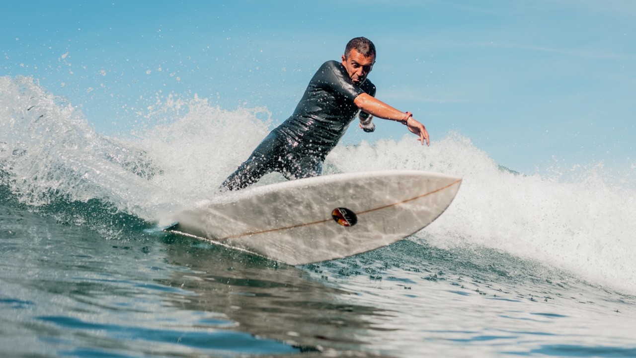 Surfing in Madeira Roberto Filipe