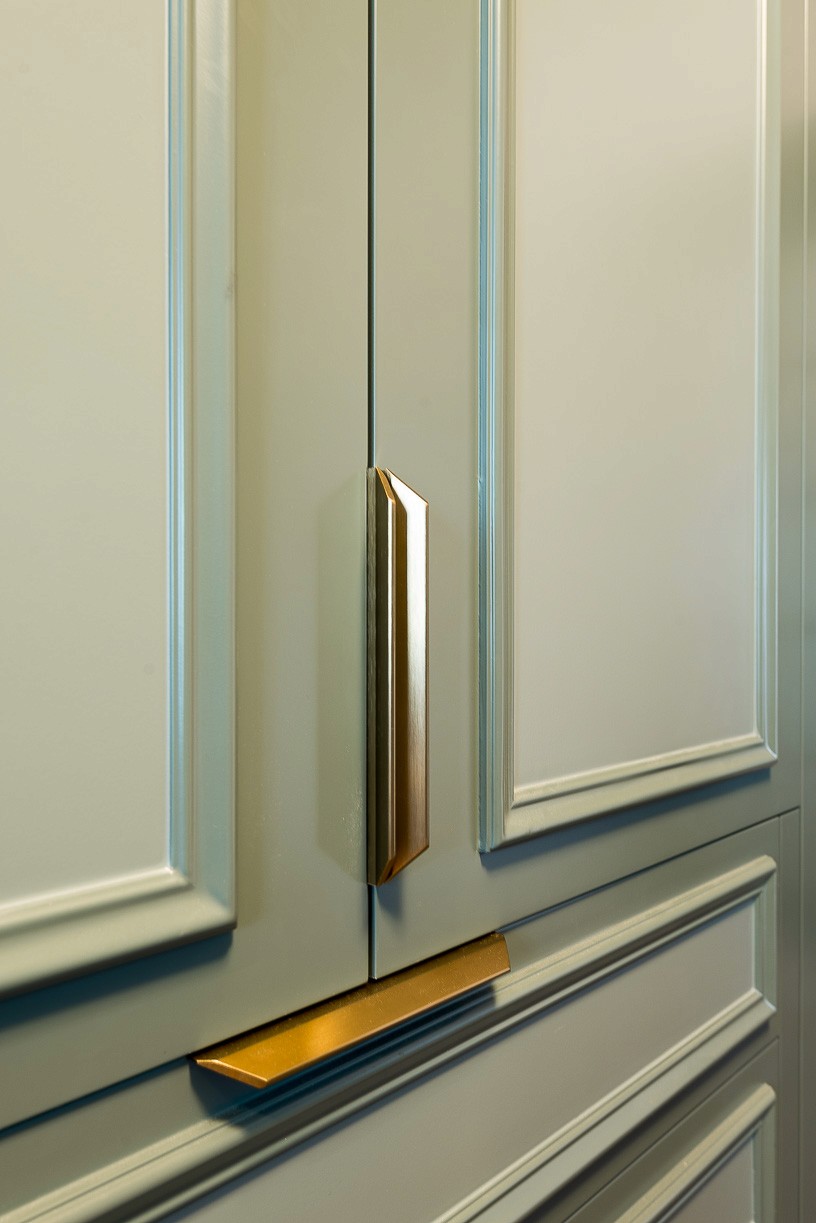 Details Custome Wardrobe Renovations for Expats