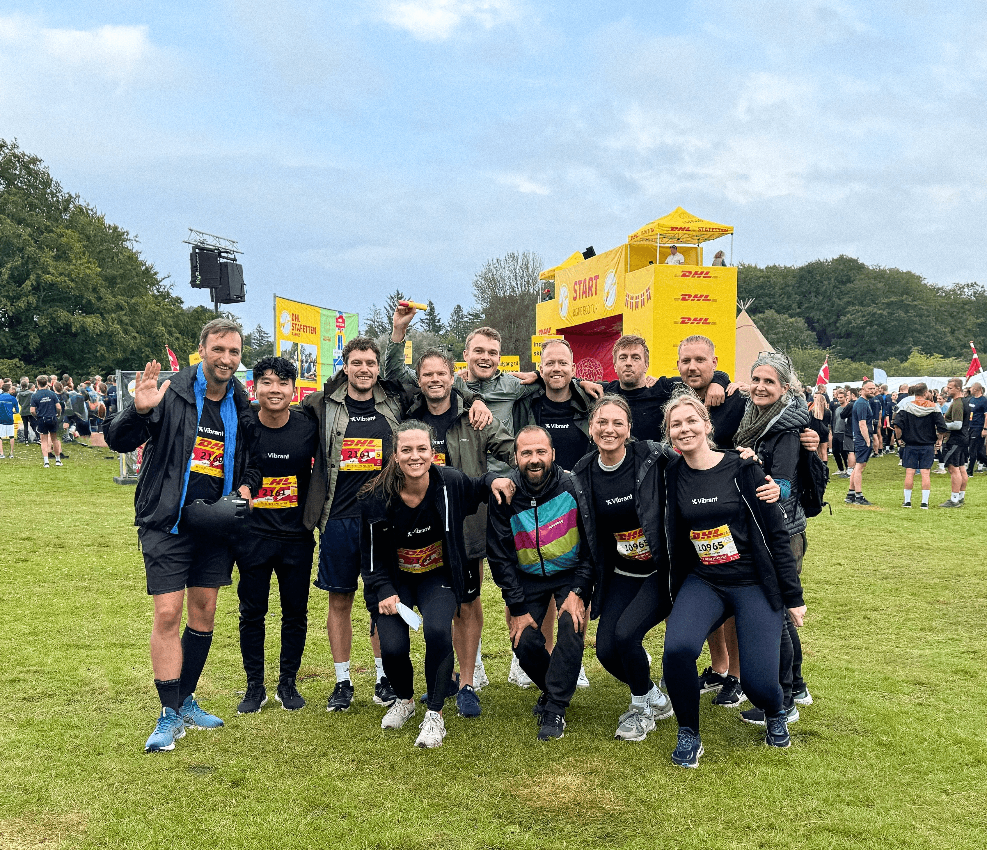 Vibrant team in DHL run