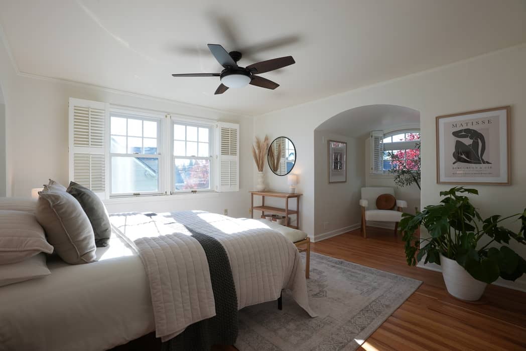fast real estate interior photo editing