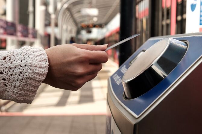 Managing travel cards