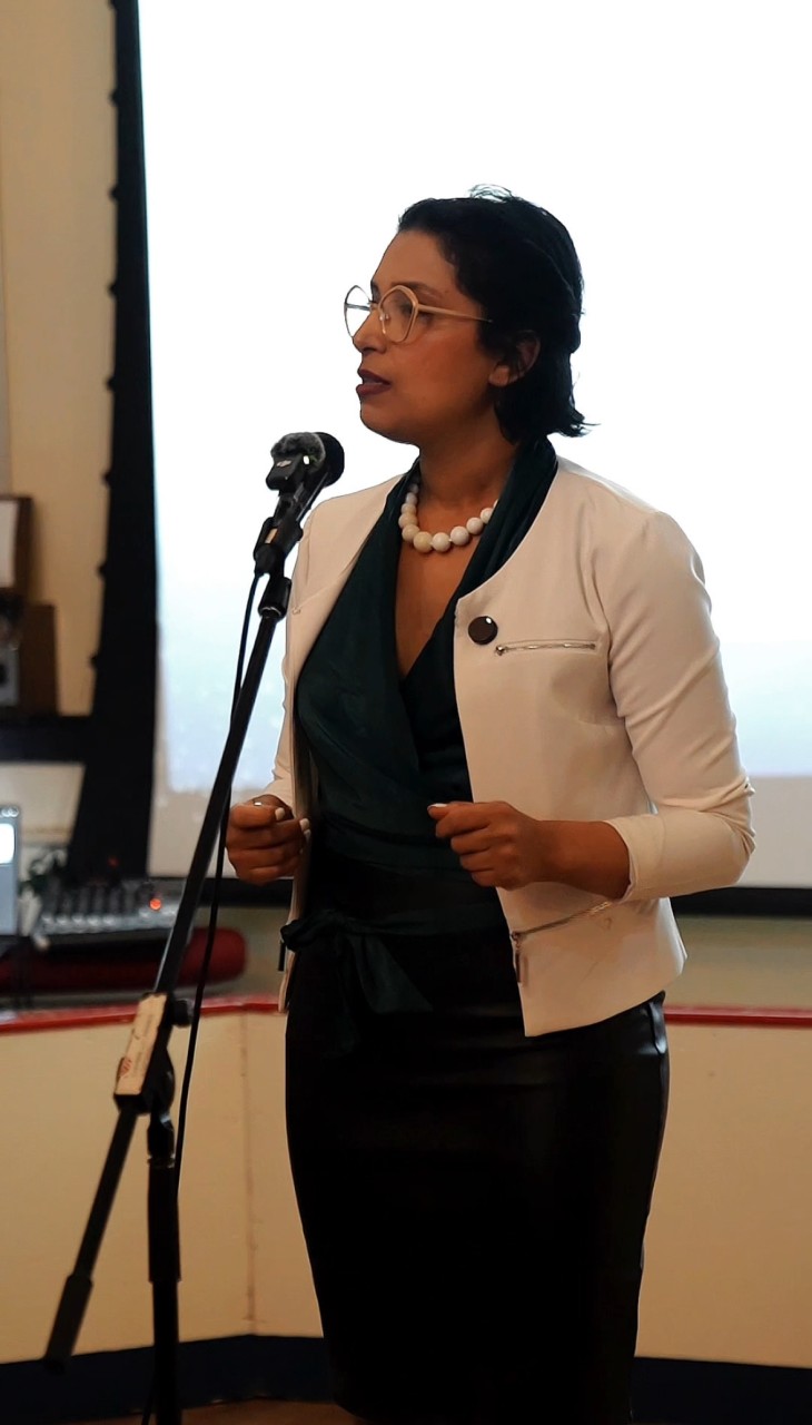 Sarah Bouchkhi, conférencière IA et transformation numérique pour OBNL au Québeca