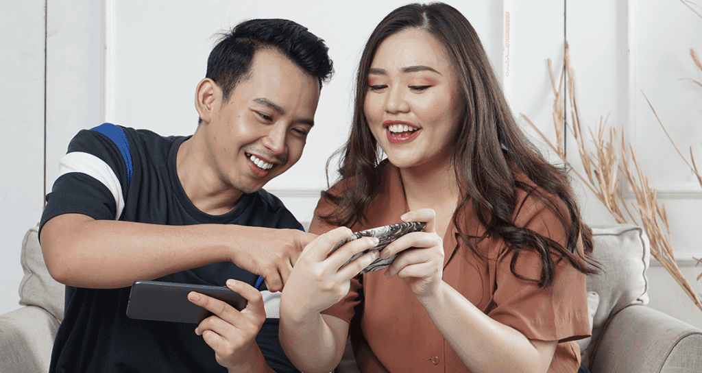 post purchase behavior - happy and loyal customers