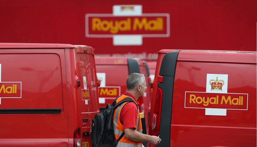 royal mail parcel shipping delivery vans