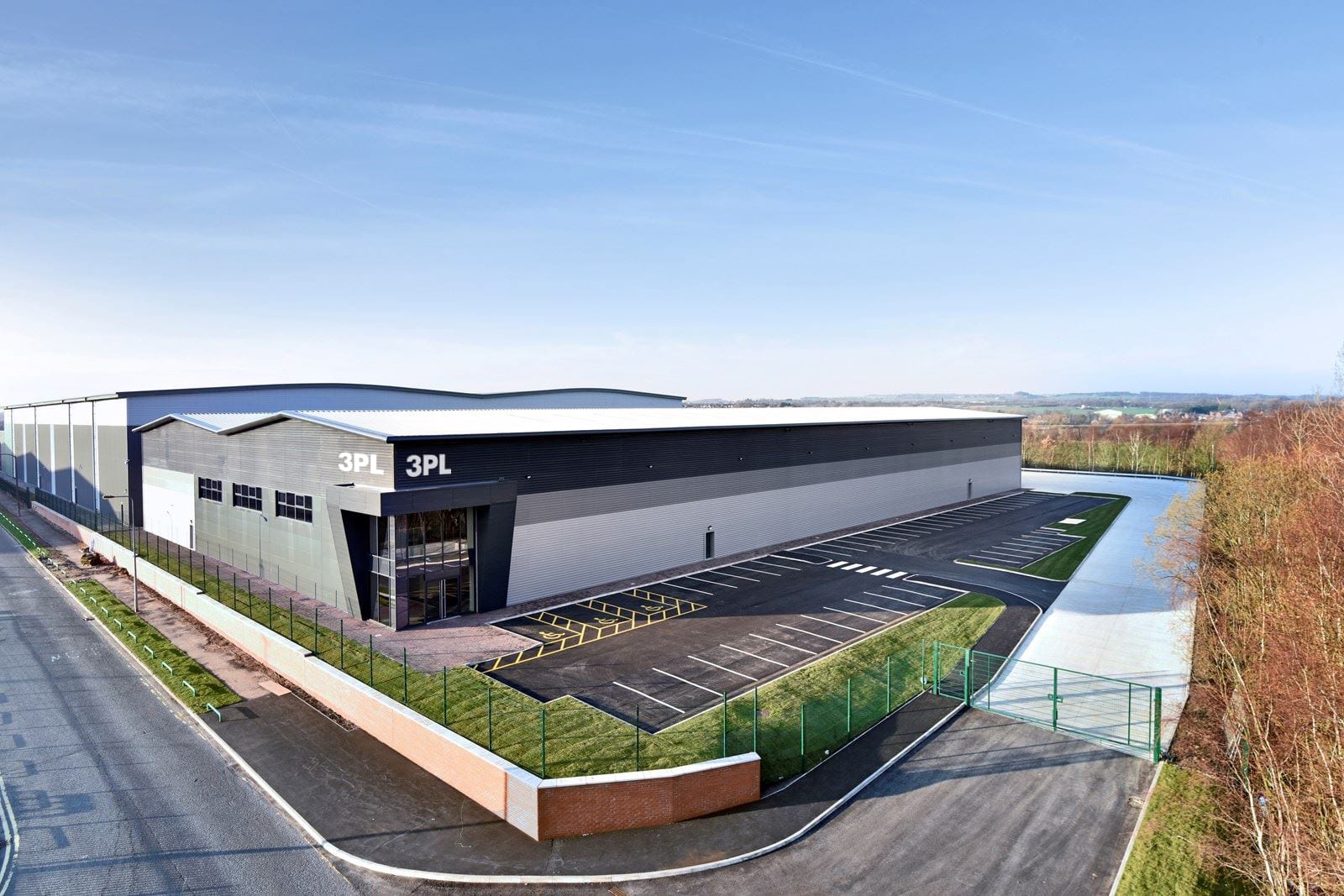 exterior shot of 3P Logistics warehouse
