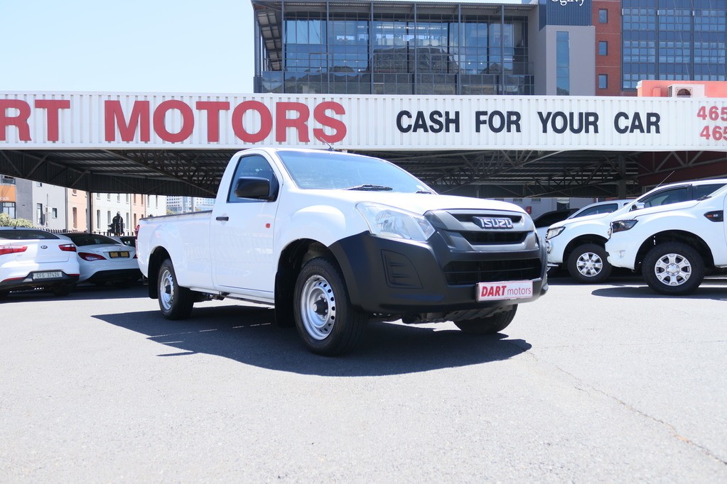 A view of the top of the eiffel tower