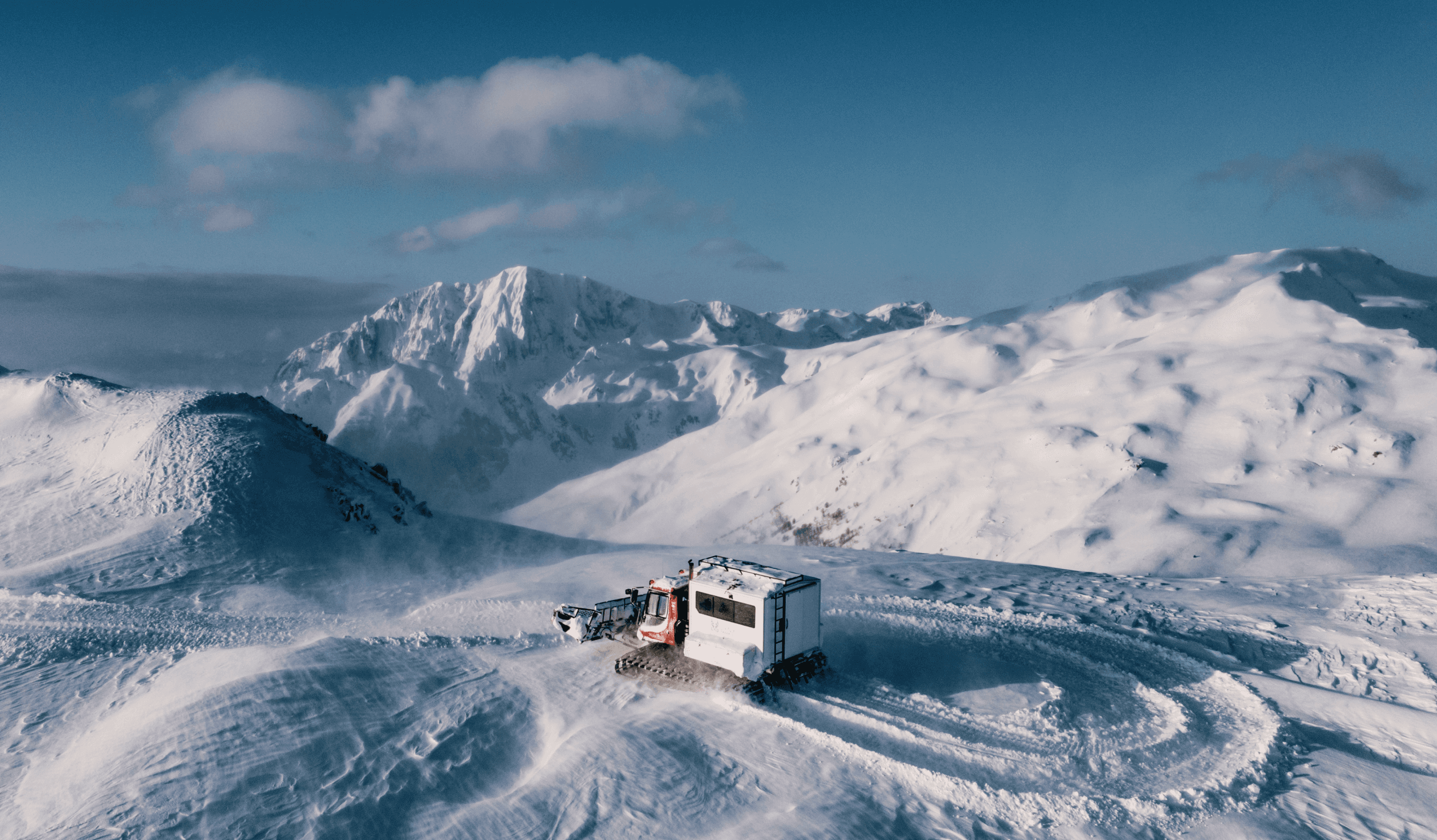 One of the Lynx Freeride's snowcat reaching high in the Dinaric Alps