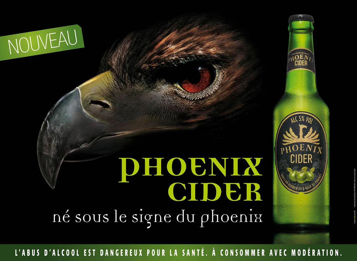 Affiche publicitaire Phoenix Cider — Visuel impactant avec tête d'aigle | Photographe David Dijoux, Réunion