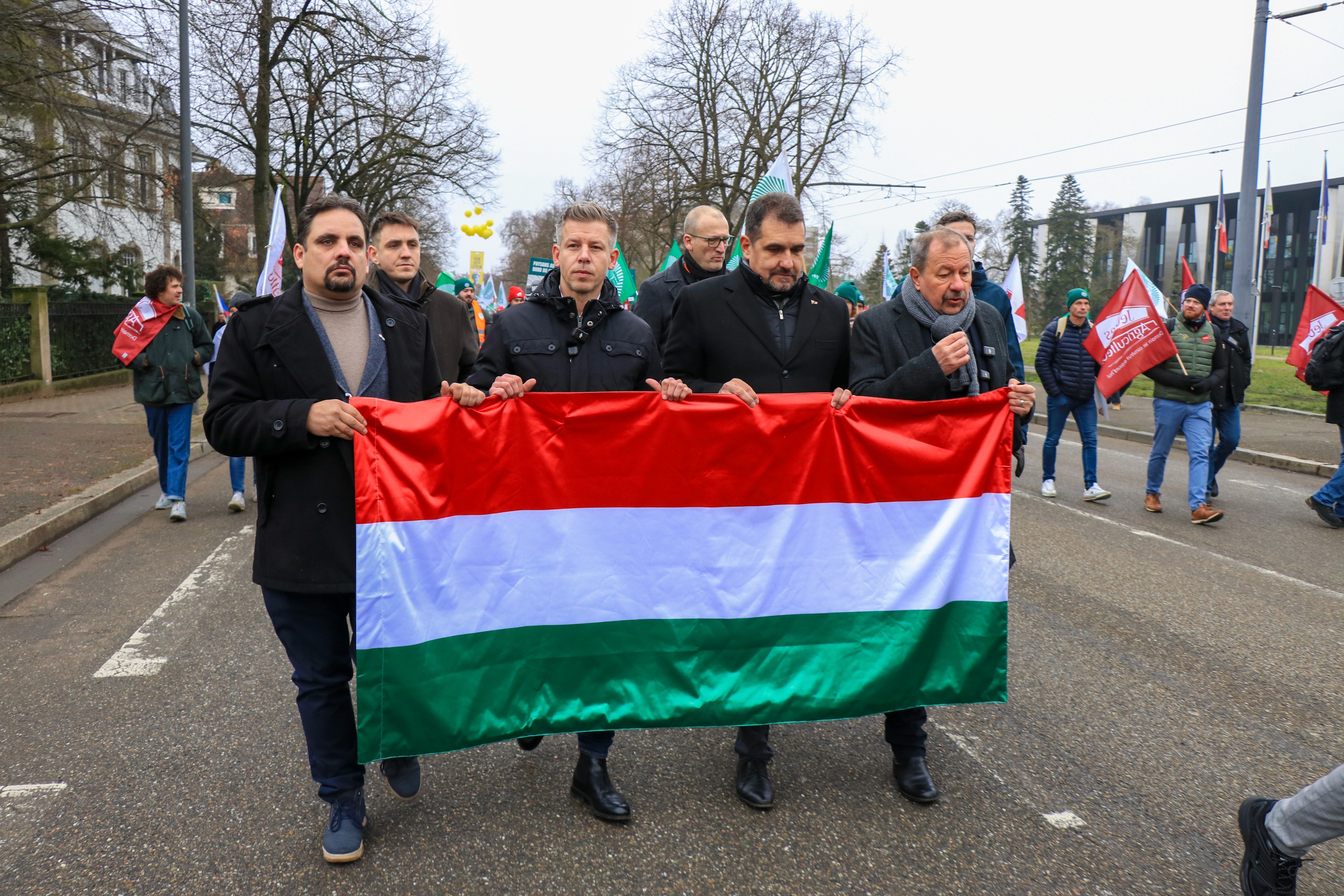 Gazdatüntetés Strasbourgban