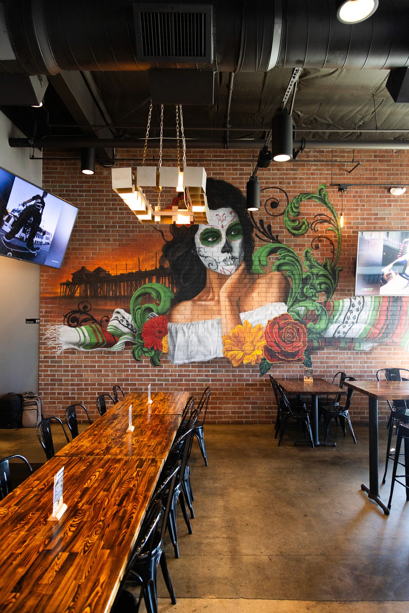 brown and gray concrete store