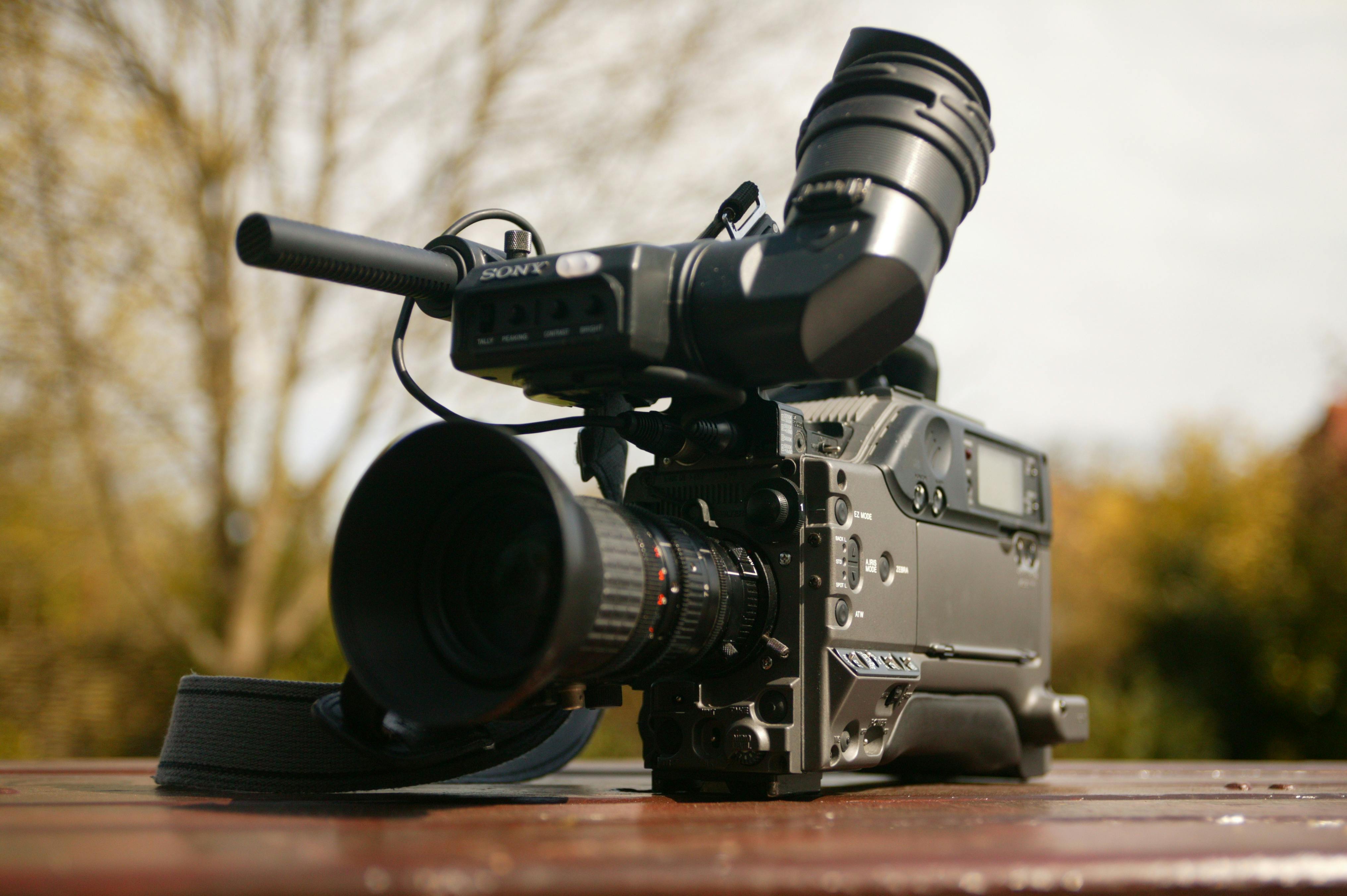 A picture of a video camera on a table