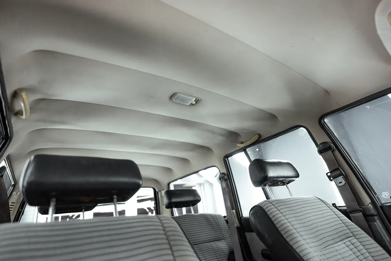 1989 Toyota Land Cruiser FJ62 photo 2