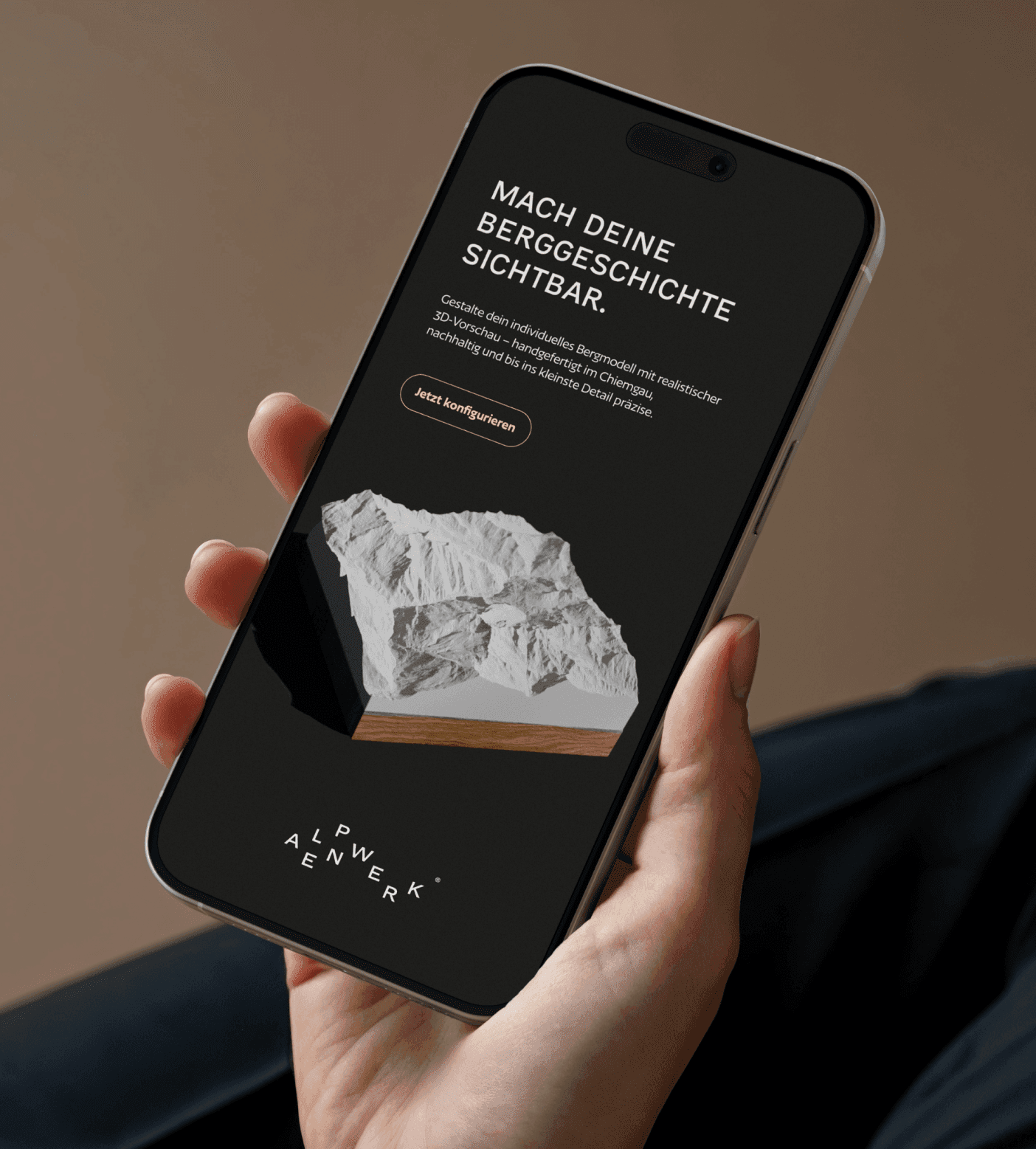 mockup handy alpen werk webseite weiße berg und logo