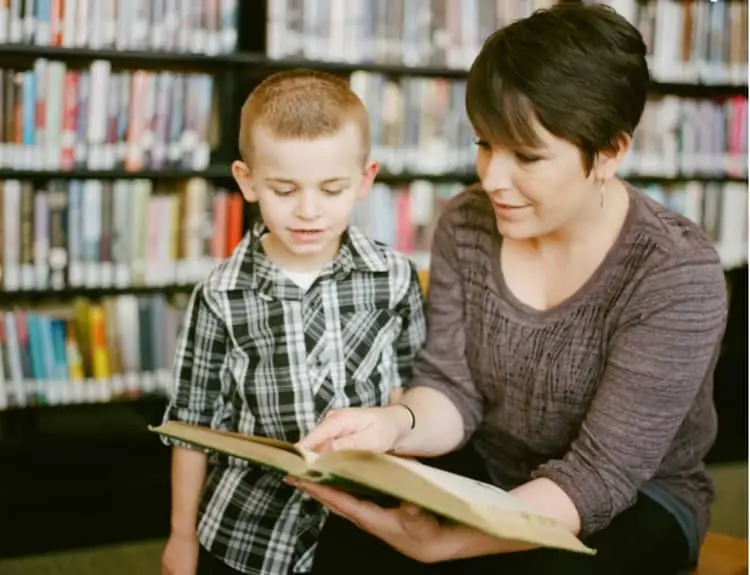How to Write a Teachers’ Day Speech: A Guide for Students and Teachers