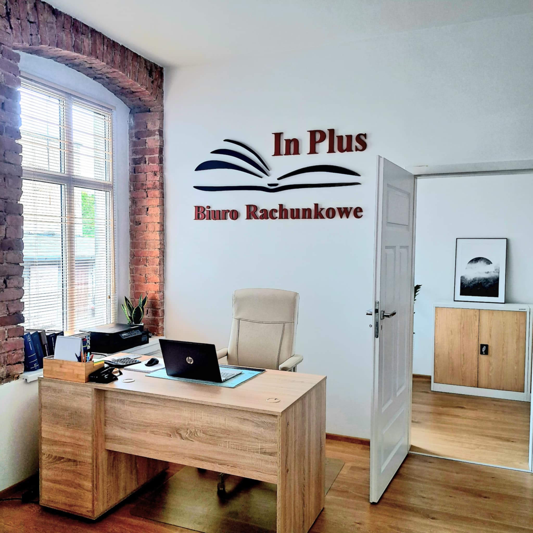 Wnętrze Biura Rachunkowego InPlus Września