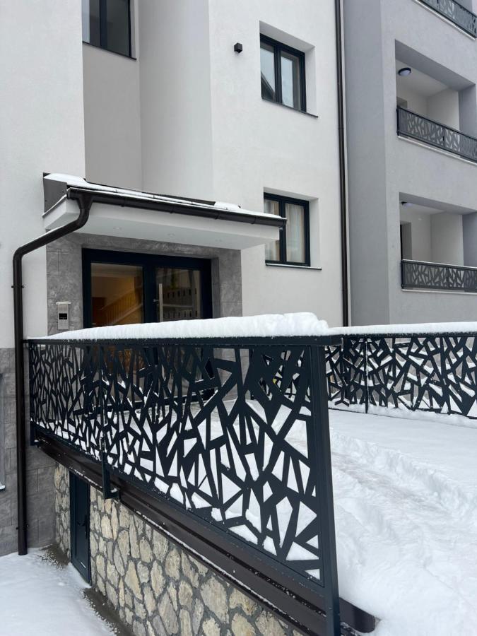 Slike zgrade Apartmana Simic na Zlatiboru