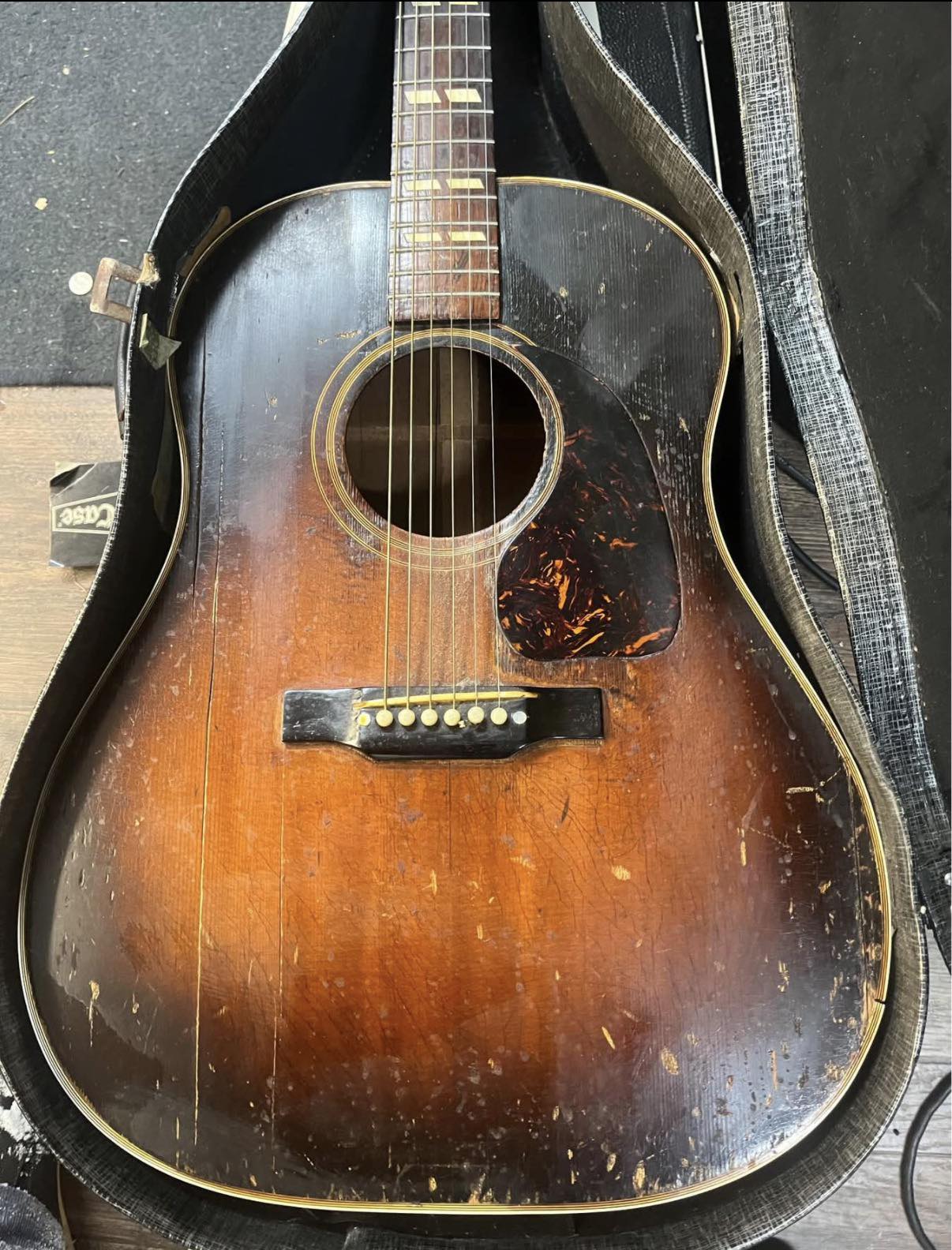 Gibson Southern Jumbo: Complete Dating & Authentication Guide