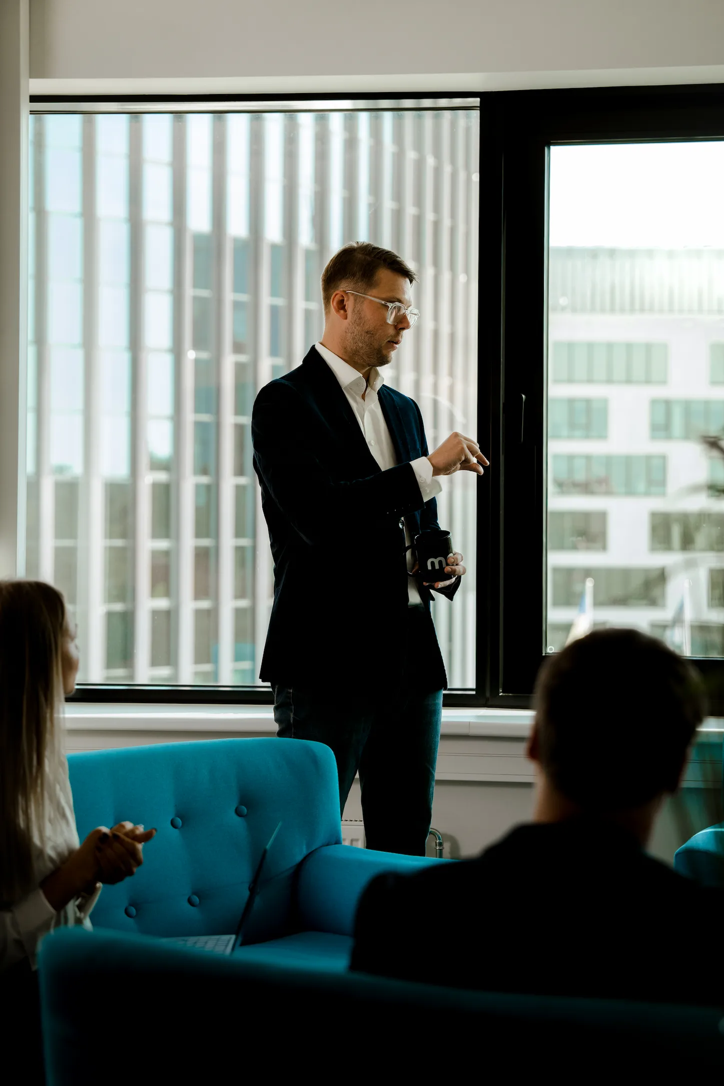 Ärilaen, mille täisautomaatne taotlusprotsess võtab minuti. Positiivse otsuse korral raha koheselt ettevõtte pangakontole.