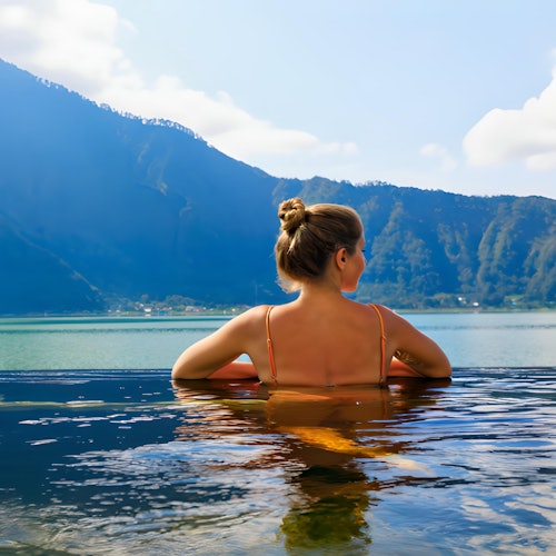 巴图山日出吉普车之旅及自然温泉参观门票，地点：金塔马尼