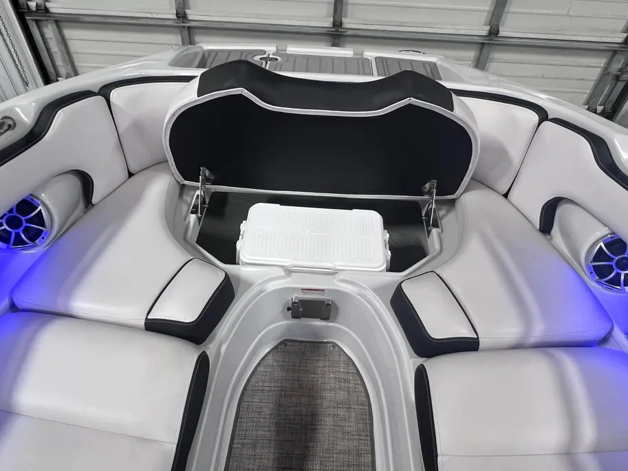Boat thumbnail 33