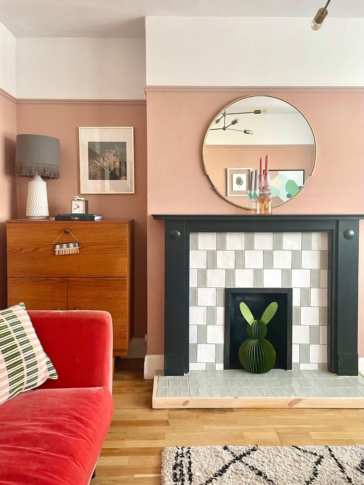 Kim working on laptop>