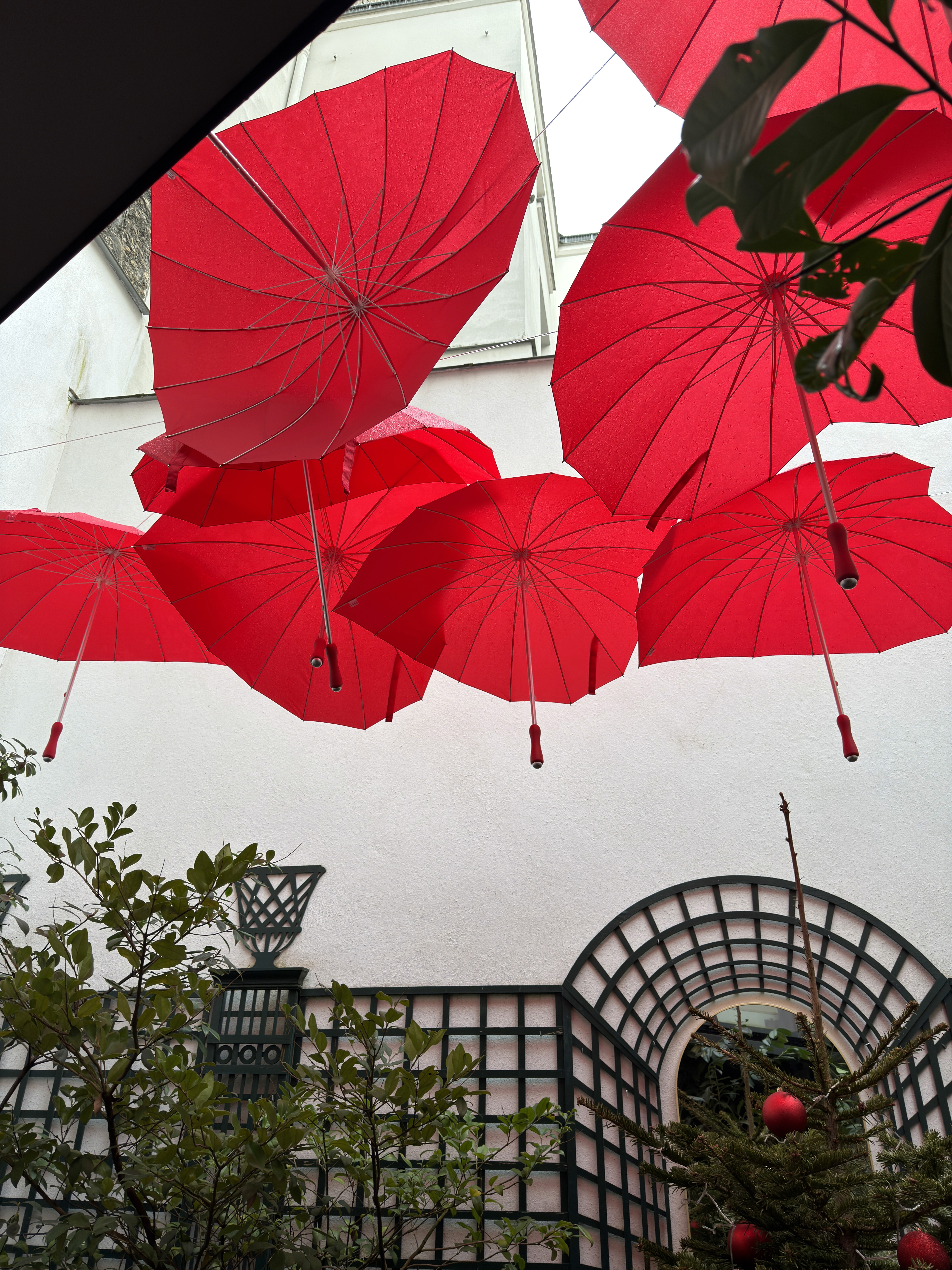 mid-range-view-of-the-villa-s-private-beach-entran