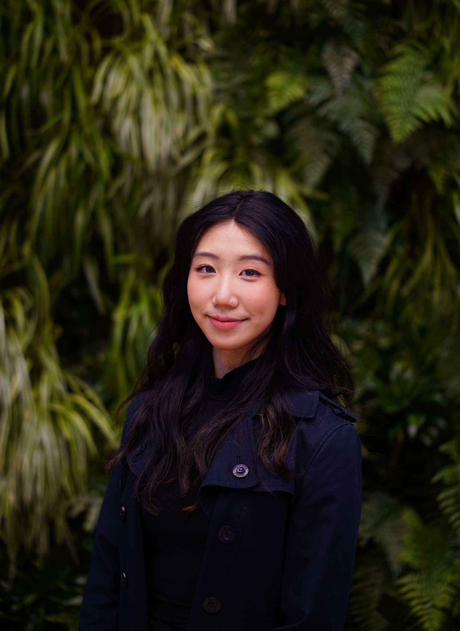 blue and white round illustration